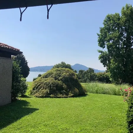 A Paradise Corner Apartman Lesa